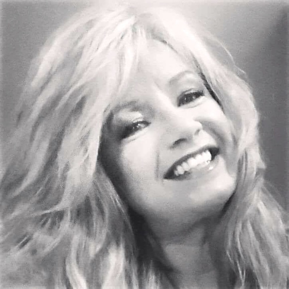 Meet your Posher, Marsha - Picture 1 of 5